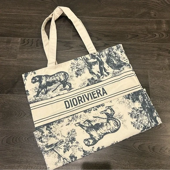 Dior Tiger Tote Bag - Picture 3 of 8